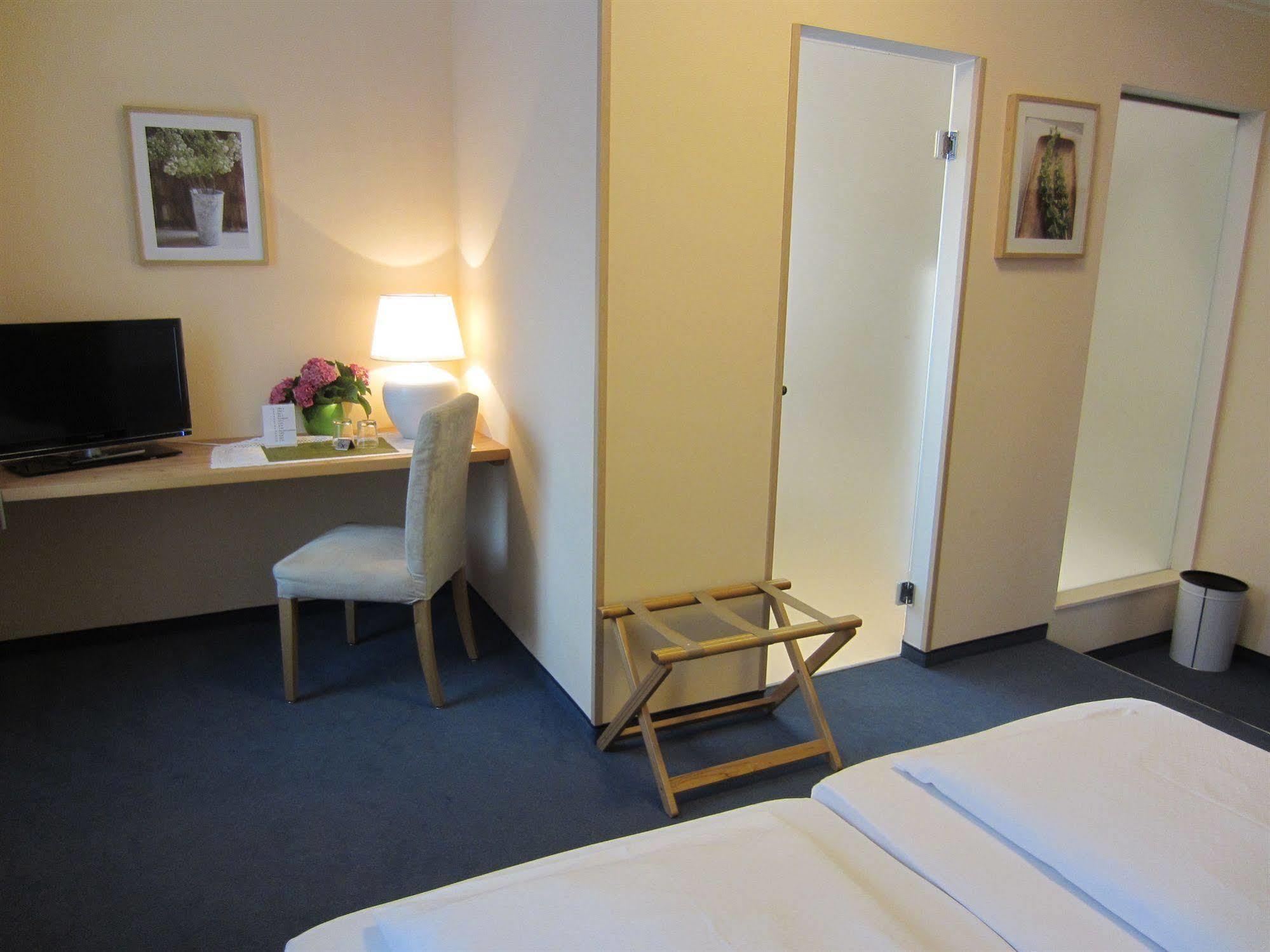 Hotel Plainbruecke | Self Check-In Salzburg Bagian luar foto